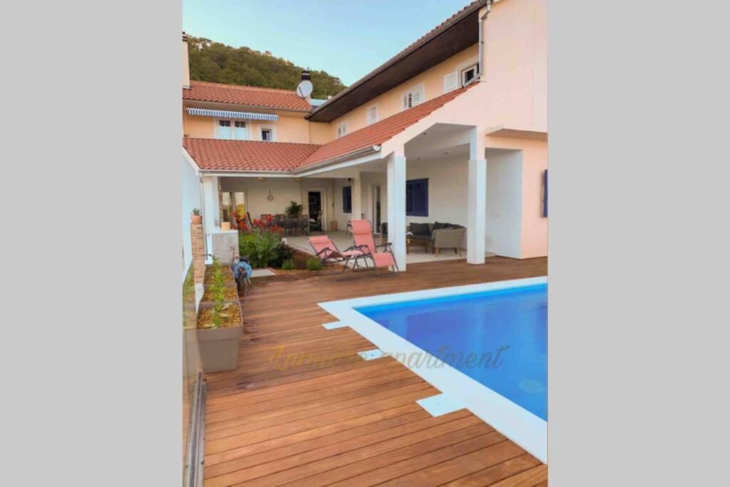 Seaview Pool Apartment-Lumiere, Island Hvar-Gdinj Zewnętrze zdjęcie
