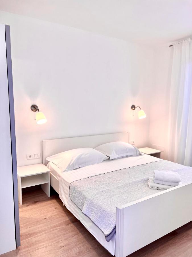 Seaview Pool Apartment-Lumiere, Island Hvar-Gdinj Zewnętrze zdjęcie